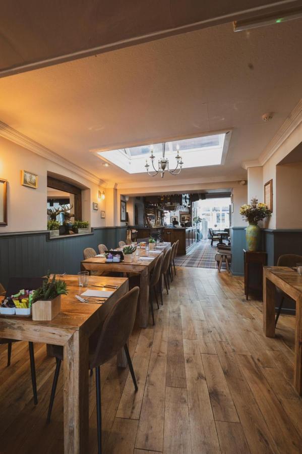 The Stag Hotel And Mailmans Arms Lyndhurst Bagian luar foto